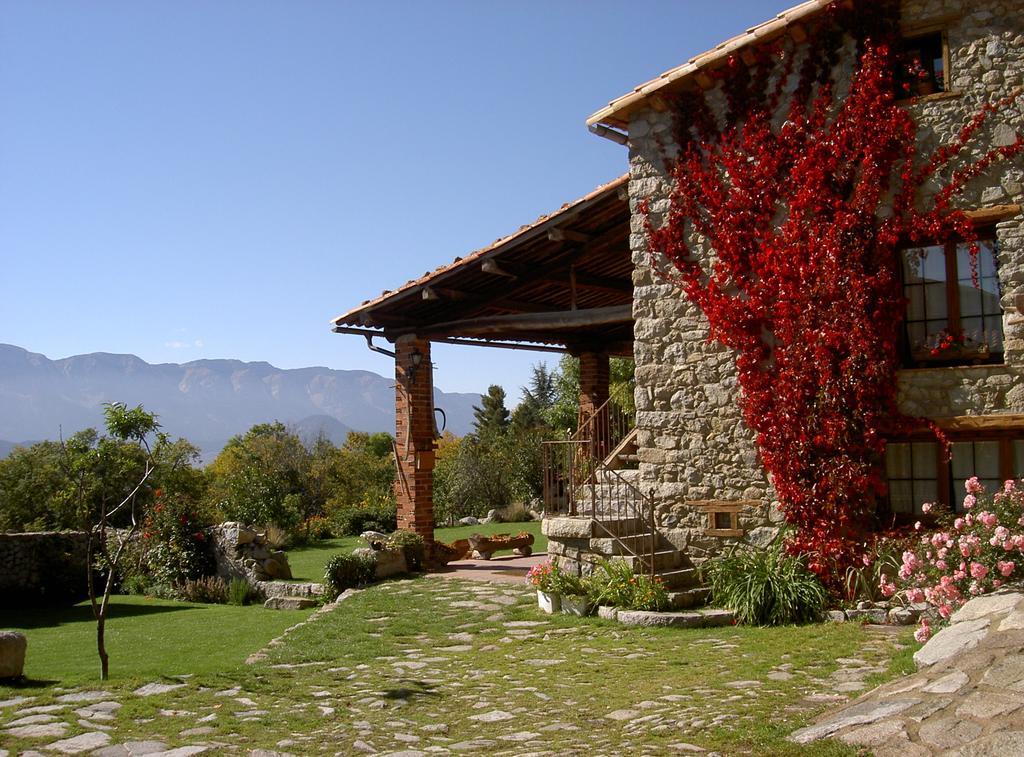 Casa Rural Calrei Guest House Lles Exterior photo